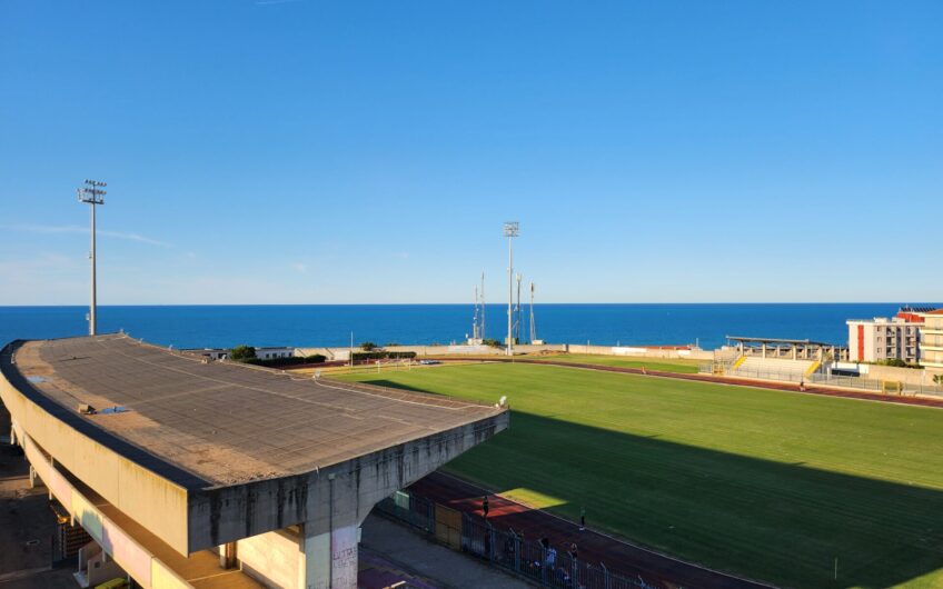 In vendita appartamento quadrilocale vista mare Termoli